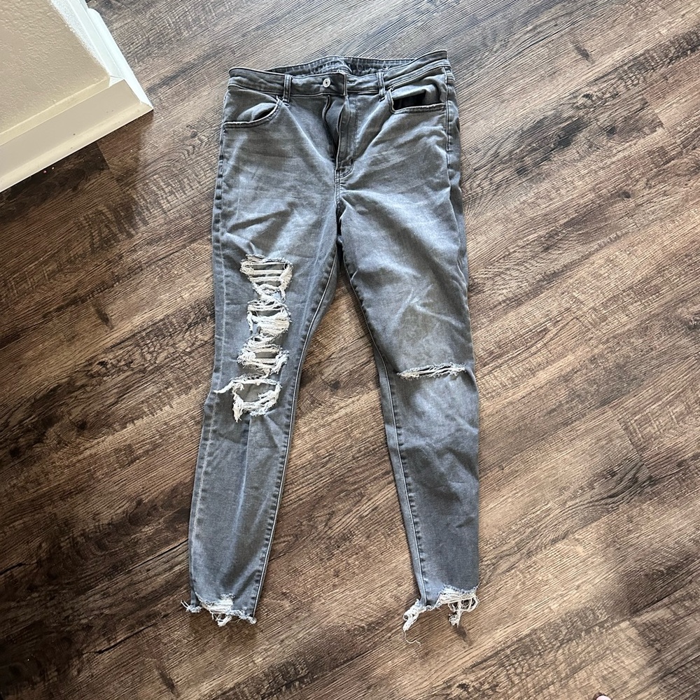 American Eagle Outfitters Gray Skinny Jeans with Distressed Details